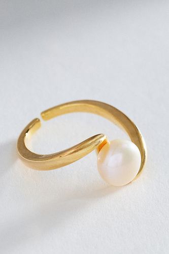 Bague délicate en perle par en - By Anthropologie - Modalova