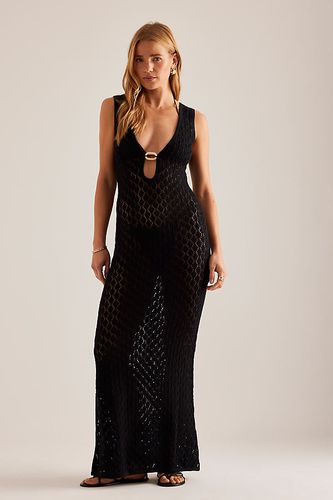 Robe Longue Crochet Abaco en taille: M/L chez Anthropologie - Away That Day - Modalova