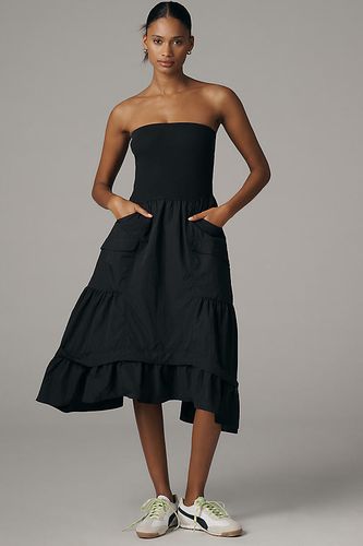 Robe étagée sans bretelles à taille basse pour pratique quotidienne par en taille: S chez Anthropologie - Daily Practice - Modalova