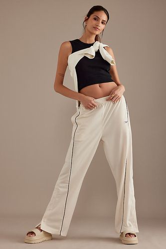 Pantalon de survêtement de basketball en Beige taille: L chez Anthropologie - Reebok - Modalova