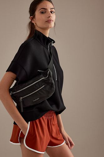 Sac Banane Lasson en Black chez Anthropologie - Varley - Modalova