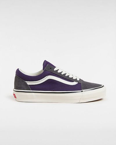 Chaussures Premium Old Skool () Unisex , Taille 34.5 - Vans - Modalova