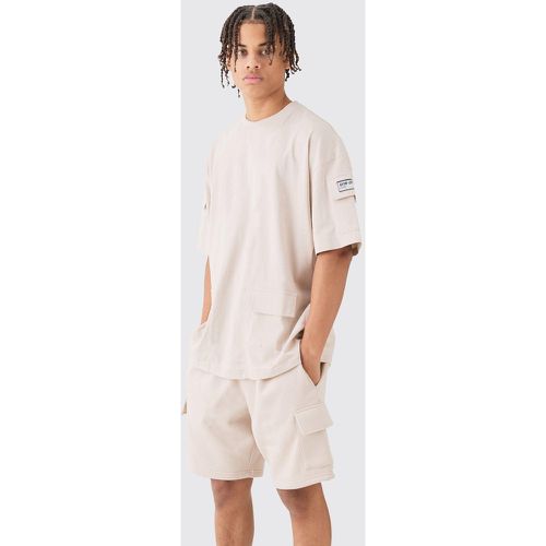 Oversized Cargo T-shirt And Short Set - Boohooman - Modalova