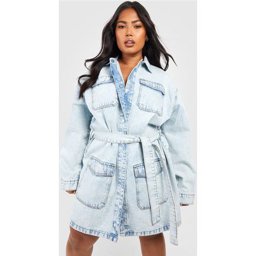 Grande Taille - Robe Chemise En Jean À Ceinture - boohoo - Modalova