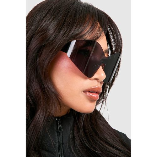 Lunettes De Soleil Visière - boohoo - Modalova