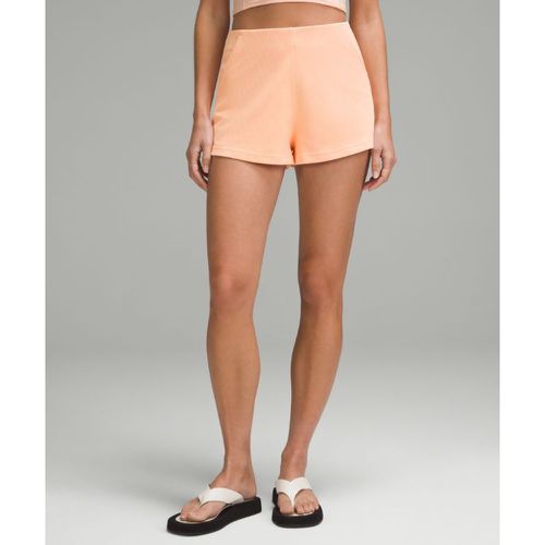 – Short taille hauteSoftstremes – 5 cm – Orange/Pastel – Taille 0 - lululemon - Modalova