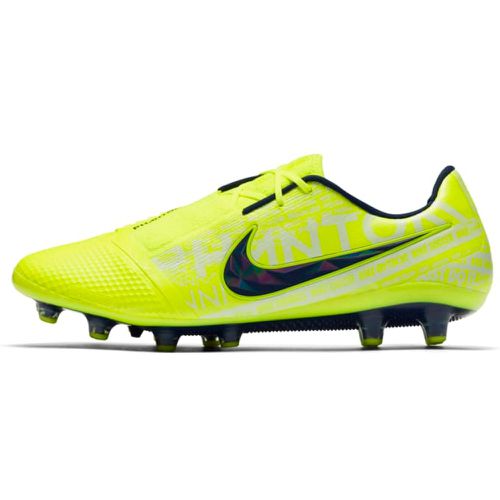 crampon nike synthétique