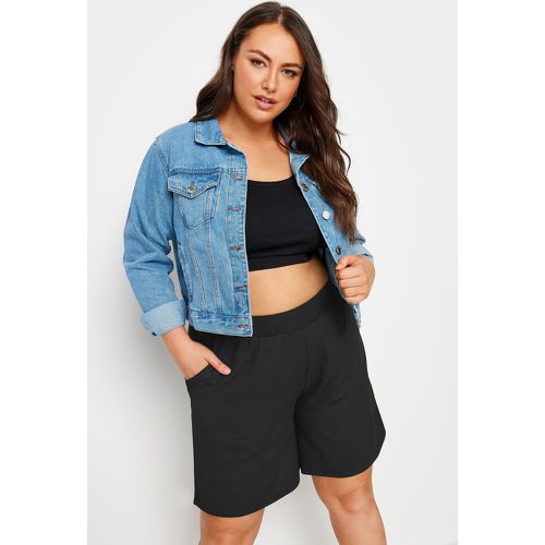 Curve Black Crinkle Pocket Shorts, Grande Taille & Courbes - Limited Collection - Modalova