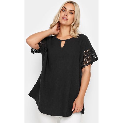 Curve Black Cheesecloth Crochet Top, Grande Taille & Courbes - Yours - Modalova