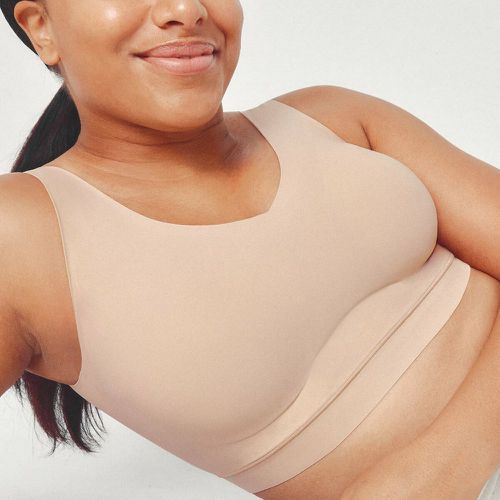 Brassière paddée sans armatures Vneck - Chantelle - Modalova