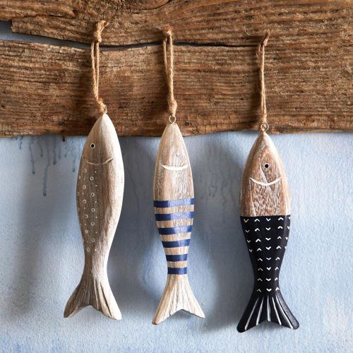 Décoration poissons en bois à suspendre GARDON - Becquet - Modalova