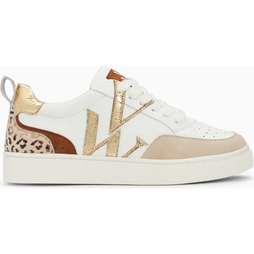 Baskets monogramme Luna blanc et or - Vanessa Wu - Modalova