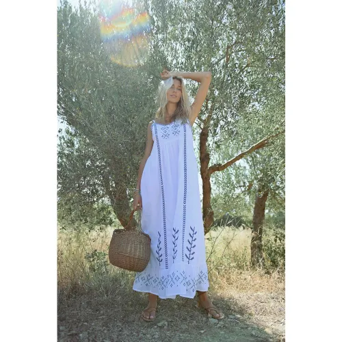 Robe longue brodée - MOLLY BRACKEN - Modalova