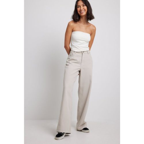 Jean large taille mi-haute - Grey - Maddie Demaine x NA-KD - Modalova