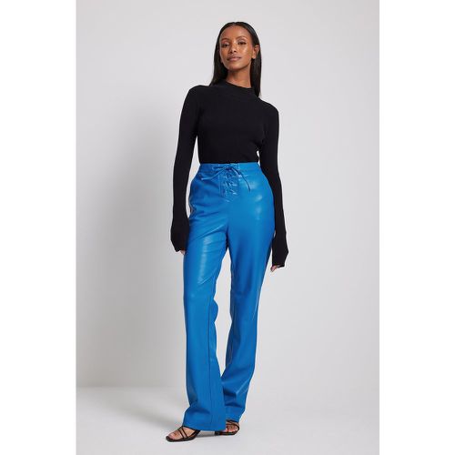 Pantalon faux cuir - Blue - NA-KD Trend - Modalova