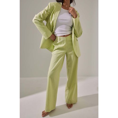 Pantalon taille en V, lin - Green - Handpicked x NA-KD - Modalova