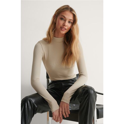 Haut col roulé recyclé - Beige - Oumayma x NA-KD - Modalova