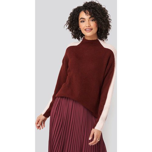 High Neck Color Block Knitted Sweater - Red - Trendyol - Modalova