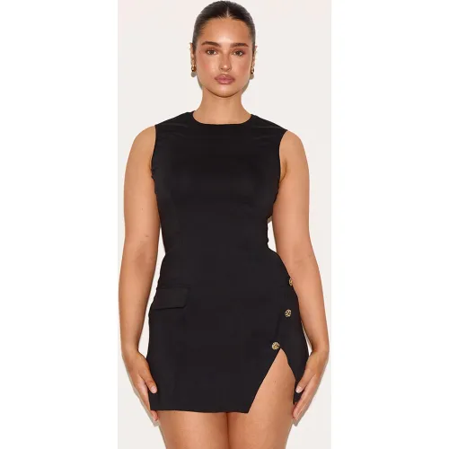 Shape Mini robe tissée stretch fendue sur le côté à col bateau et boutons martelés - PrettyLittleThing - Modalova