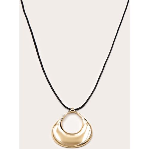 Collier en corde à pendentif oval épais - PrettyLittleThing - Modalova