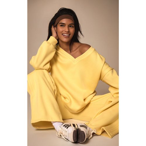 Pull ample à col en V | Taille Small - PrettyLittleThing - Modalova