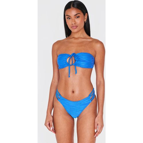 Haut de maillot de bain bandeau texturé - PrettyLittleThing - Modalova