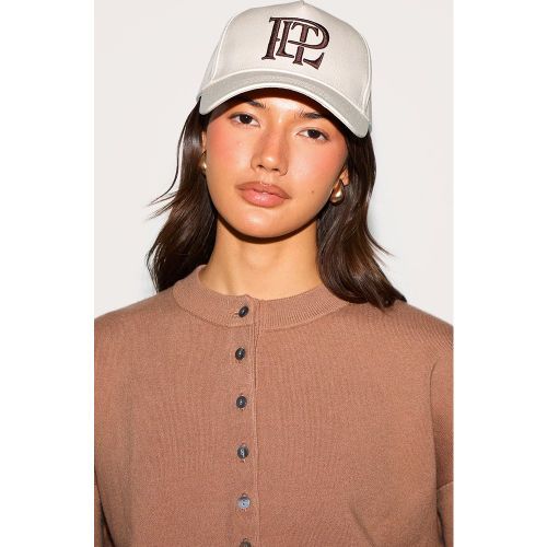Casquette à logo "PLT" chocolat - PrettyLittleThing - Modalova