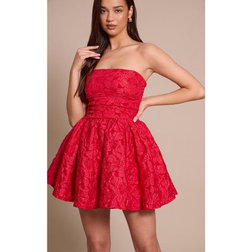 Robe droite jacquard à bustier bandeau et dos lacé | Taille 38 - PrettyLittleThing - Modalova