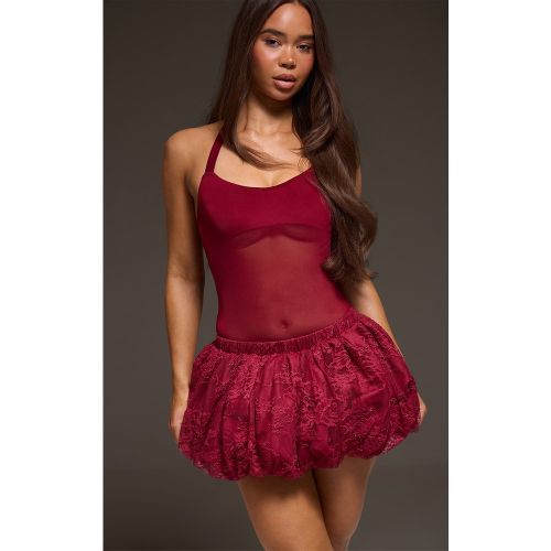 Mini-jupe en dentelle à ourlet bouffant | Taille 38 - PrettyLittleThing - Modalova