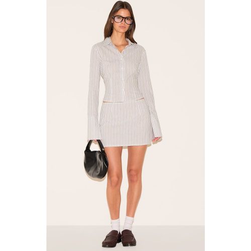 Mini-jupe trapèze à fines rayures - PrettyLittleThing - Modalova