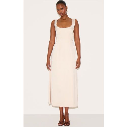 Robe mi-longue satinée à taille tombante - PrettyLittleThing - Modalova