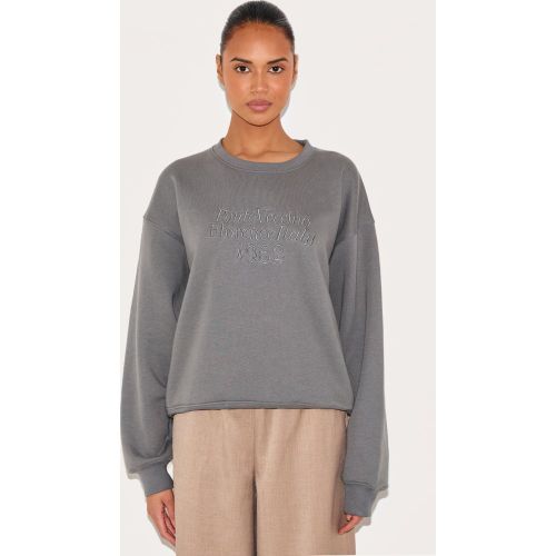 Sweat brodé à épaules carrées - PrettyLittleThing - Modalova