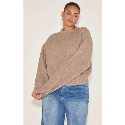 Pull court col montant en maille tricot grande taille | Taille Large - PrettyLittleThing - Modalova