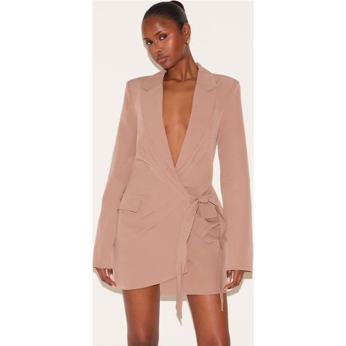 Robe blazer nouée sur le côté à décolleté - PrettyLittleThing - Modalova