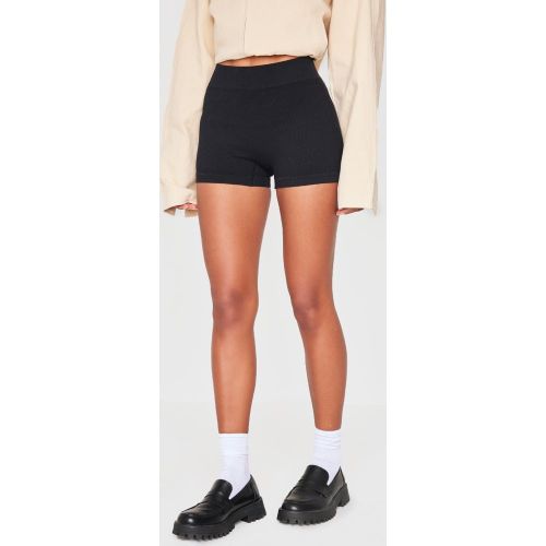 Mini short structuré côtelé détail contours - PrettyLittleThing - Modalova