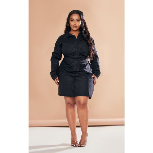 Plus Robe chemise froncée en popeline - PrettyLittleThing - Modalova