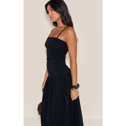 Robe longue tissée stretch froncée à bretelles fines | Taille 38 - PrettyLittleThing - Modalova