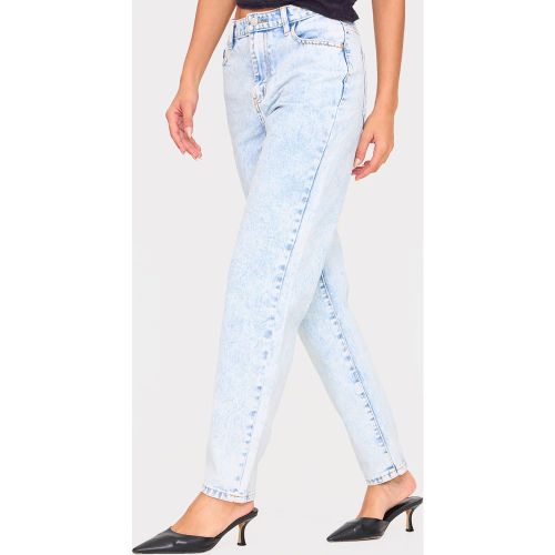 Jean mom très javelisé - PrettyLittleThing - Modalova