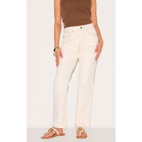 Petite Jean droit écru à taille haute | Taille 30 - PrettyLittleThing - Modalova