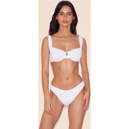 Mini haut de maillot de bain crêpé à armatures - PrettyLittleThing - Modalova