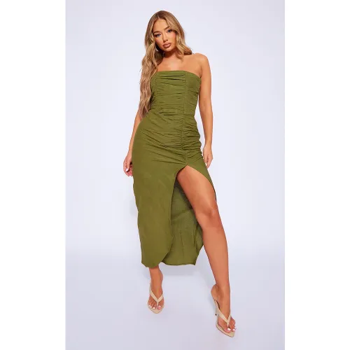 Robe bustier mi-longue effet lin froncée plissée - PrettyLittleThing - Modalova