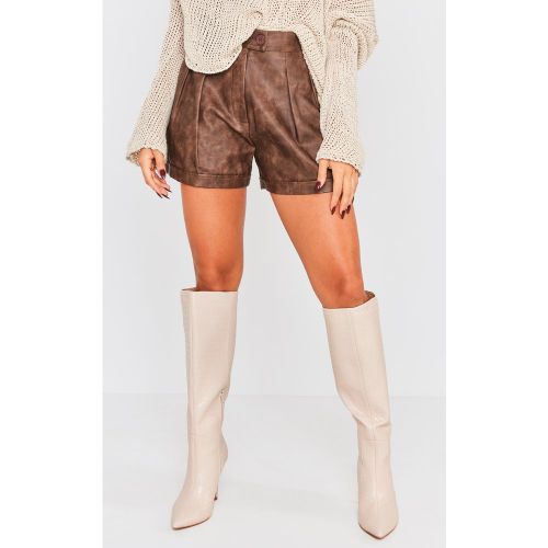 Short délavé et plissé - PrettyLittleThing - Modalova