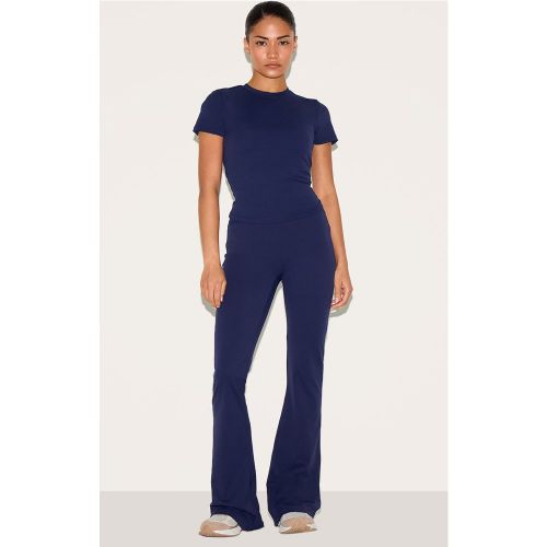 Pantalon de Yoga Évasé Taille Haute Sculpt Marine Coupe Petite - PrettyLittleThing - Modalova