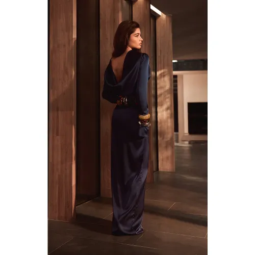 PLT Label Robe longue satinée à dos bénitier - PrettyLittleThing - Modalova