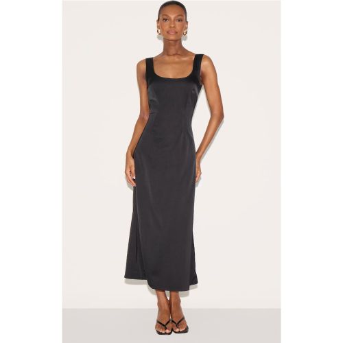 Robe mi-longue satinée à taille tombante - PrettyLittleThing - Modalova
