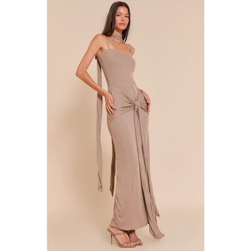 Robe longue champignon avec détail écharpe en maille brûlée - PrettyLittleThing - Modalova