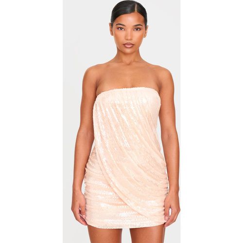 Robe moulante bustier nude clair drapée à sequins - PrettyLittleThing - Modalova