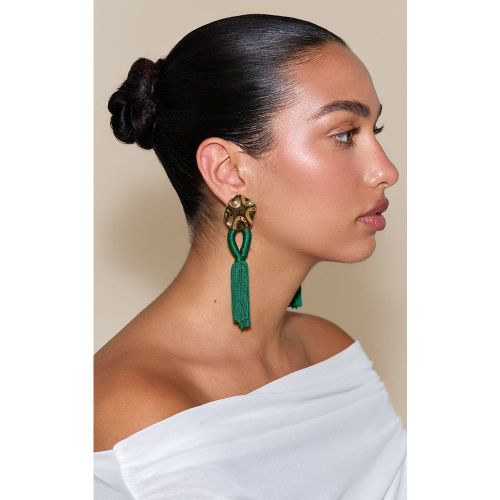 Boucles d'oreilles rondes martelées dorées à franges - PrettyLittleThing - Modalova