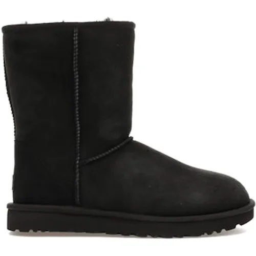 Classic Short II Boot Black (Women's) - Ugg - Modalova