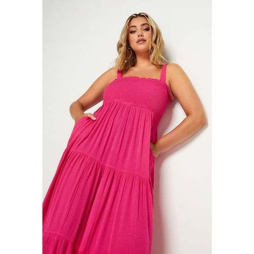 Robe Maxi Bonbon Plissée Volantée , Grande Taille & Courbes - Yours - Modalova